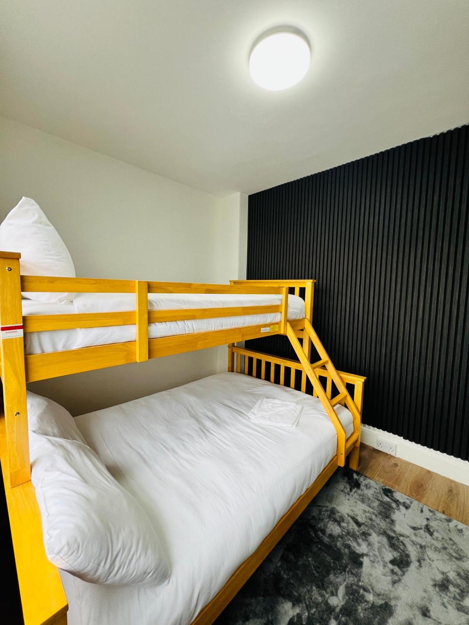 Numero Venti Aparthouse Wifi Parking Hot Tub Newcastle upon Tyne Ngoại thất bức ảnh